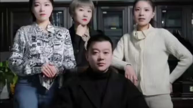 夏总，合租女孩太调皮 合租帅哥是总