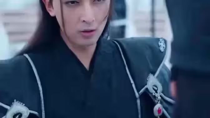 我乃冠军侯 太子殿下要封侯