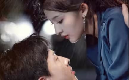 秦总为爱去打杂 半路捡个总裁老公